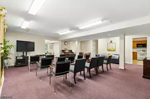 79 Park Edge, Berkeley Heights Township, NJ 07922 - Photo 10