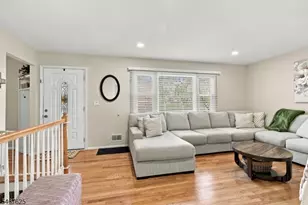 635 Bensel Dr, Mount Arlington, NJ 07850 - Photo 10