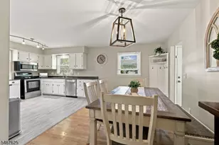 635 Bensel Dr, Mount Arlington, NJ 07850 - Photo 8