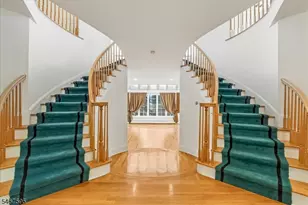 10 Kips Ridge C0010, Montclair Twp., NJ 07044 - Photo 4