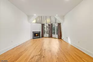 10 Kips Ridge C0010, Montclair Twp., NJ 07044 - Photo 18