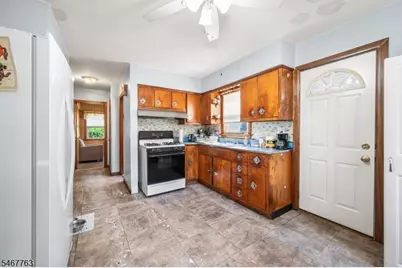 552 Main St, Lodi, NJ 07644 - Photo 8