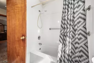 552 Main St, Lodi, NJ 07644 - Photo 18