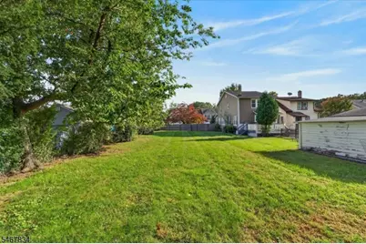 124 Golf Ave, South Plainfield, NJ 07080 - Photo 40