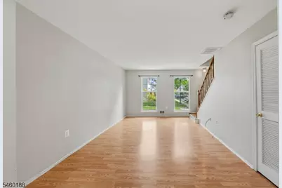 35 Byrnes Ln, Sayreville, NJ 08872 - Photo 8