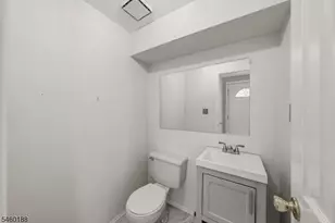35 Byrnes Ln, Sayreville, NJ 08872 - Photo 6