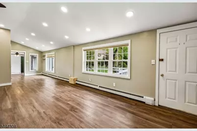 8 Summit Rd, Hardyston Township, NJ 07460 - Photo 6