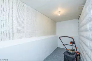 224 Montgomery St, Bloomfield Twp., NJ 07003 - Photo 22
