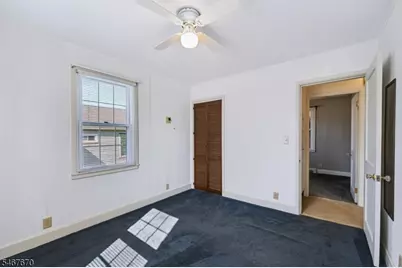 825 Hill St, Phillipsburg, NJ 08865 - Photo 14