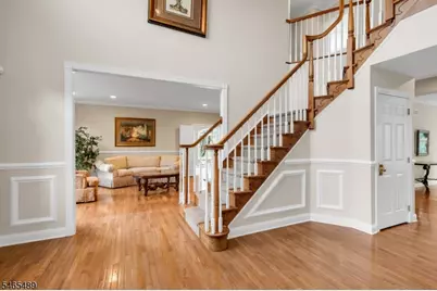 33 Carriage Way, Bernards Township, NJ 07920 - Photo 4