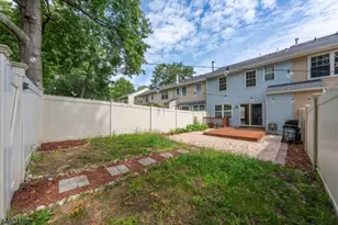 35 Byrnes Ln, Sayreville, NJ 08872 - Photo 22