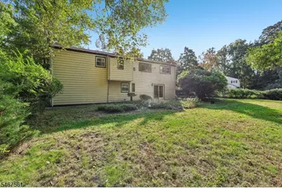 7 Tanglewood Dr, Livingston, NJ 07039 - Photo 26