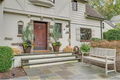 50 Druid Hill Rd, Summit, NJ 07901 - Photo 2