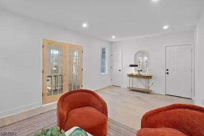 30 Irving St., Unit #2, Montclair, NJ 07042 - Photo 4