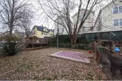 85 W 13th St #1, Bayonne, NJ 07002 - Photo 8