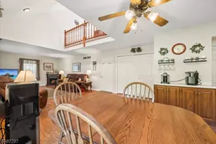 41 Woodside Dr, Lebanon Township, NJ 08826 - Photo 14