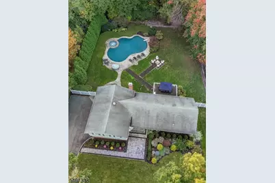 4 Walton Ln, Livingston, NJ 07039 - Photo 40