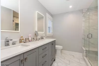 4 Walton Ln, Livingston, NJ 07039 - Photo 30