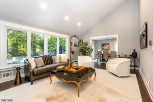4 Walton Ln, Livingston, NJ 07039 - Photo 8