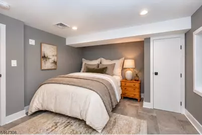 4 Walton Ln, Livingston, NJ 07039 - Photo 32
