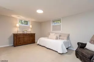 8 Prescott Cir, Clinton Township, NJ 08833 - Photo 32
