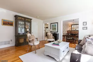 8 Prescott Cir, Clinton Township, NJ 08833 - Photo 12