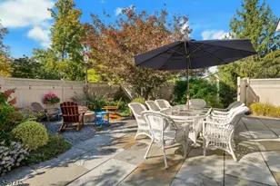 2 Mansfield Ct, Mendham, NJ 07945 - Photo 20