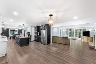 43 Dodie Dr, Parsippany, NJ 07054 - Photo 8