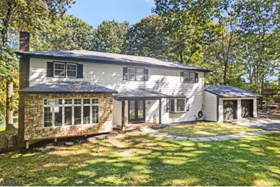 43 Dodie Dr., Parsippany, NJ 07054 - Photo 2