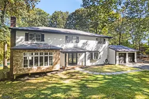 43 Dodie Dr, Parsippany, NJ 07054 - Photo 2