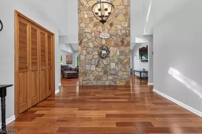 4 Craig Rd, Readington, NJ 08853 - Photo 2