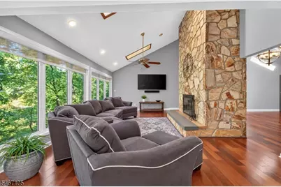 4 Craig Rd, Readington, NJ 08853 - Photo 4