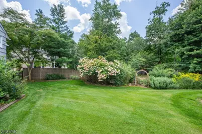 33 Underwood Rd, Montville Township, NJ 07045 - Photo 36