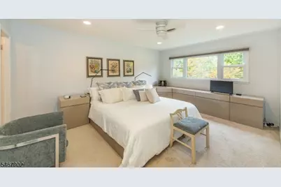 33 Underwood Rd, Montville Township, NJ 07045 - Photo 18