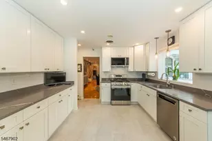 33 Underwood Rd, Montville Township, NJ 07045 - Photo 12
