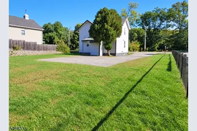 171 Union Avenue #2, Bloomingdale, NJ 07403 - Photo 2