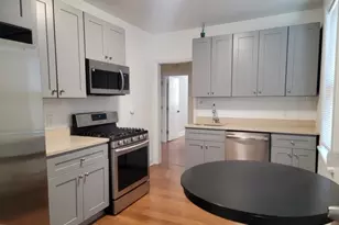24 E Price St, Linden, NJ 07036 - Photo 1