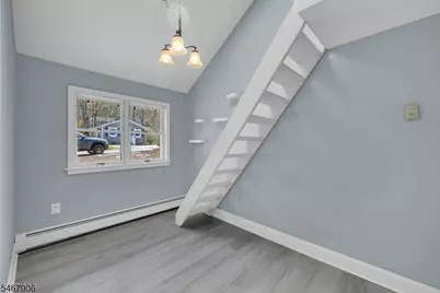 28 Oriole Rd, Jefferson Township, NJ 07438 - Photo 4