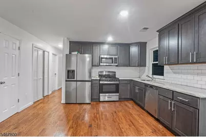 44 Wainwright St, Newark, NJ 07112 - Photo 6