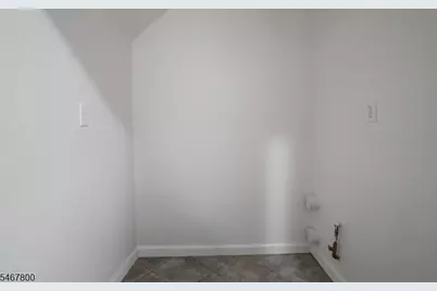 44 Wainwright St, Newark, NJ 07112 - Photo 18