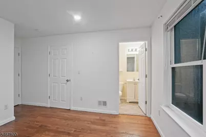 44 Wainwright St, Newark, NJ 07112 - Photo 16