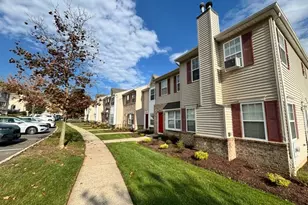 303 Tallwood Ln, Green Brook Township, NJ 08812 - Photo 16
