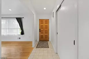 41 Jamestown Rd, Montgomery Township, NJ 08502 - Photo 4