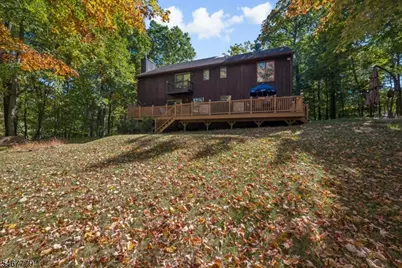 113 Evergreen Ave, Hopatcong, NJ 07843 - Photo 10