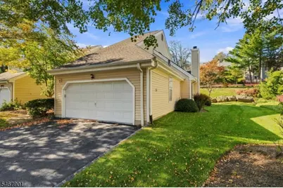 150 Dezenzo Ln, West Orange Township, NJ 07052 - Photo 24