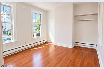 94 Van Nostrand Ave #1, Jersey City, NJ 07305 - Photo 8
