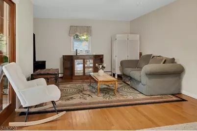 39 Hillside Ave, Jefferson Township, NJ 07460 - Photo 20