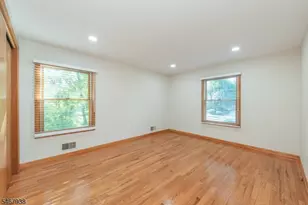 31 Hillside Ave, Florham Park, NJ 07932 - Photo 18