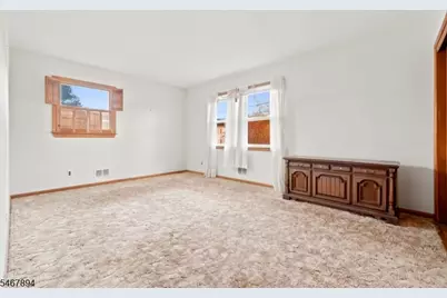 31 Beachwood Rd, Parsippany, NJ 07054 - Photo 16
