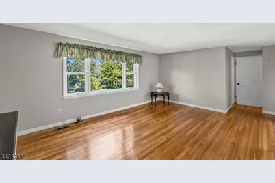 39 Lessing Rd, West Orange Township, NJ 07052 - Photo 32